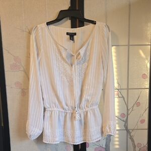 White House Black Market Embroidered Peasant Blouse – Size 2